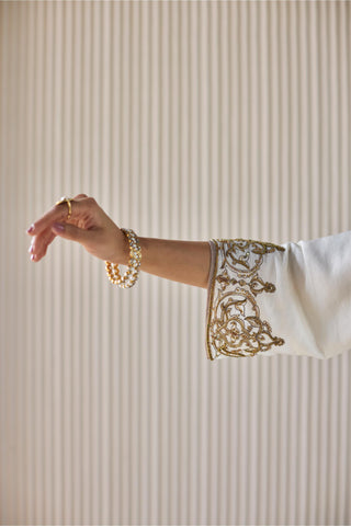 White mani kaftan suit