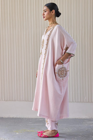 Pink bindi kaftan suit