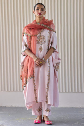 Pink bindi kaftan suit