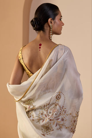 Saree for Indian Weddings – White Rehmat Iqra by Sarang Kaur