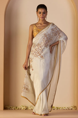 Saree for Indian Weddings – White Rehmat Iqra by Sarang Kaur