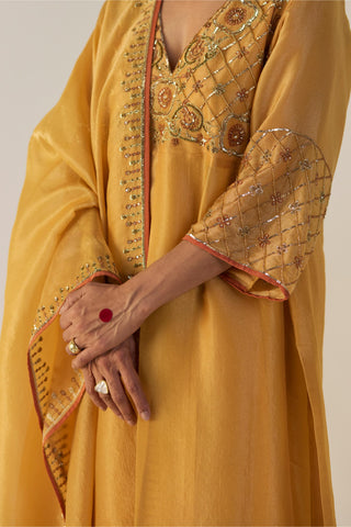 Suit for Indian Weddings – Yellow Rehmat Badla by Sarang Kaur