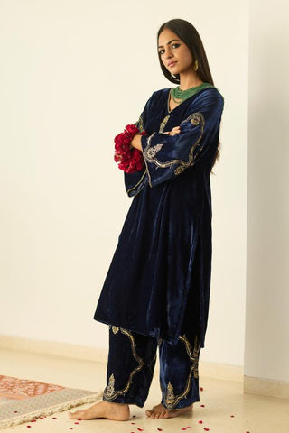 Embroidered Suit for Indian Wedding – Blue Tarunima by Sarang Kaur