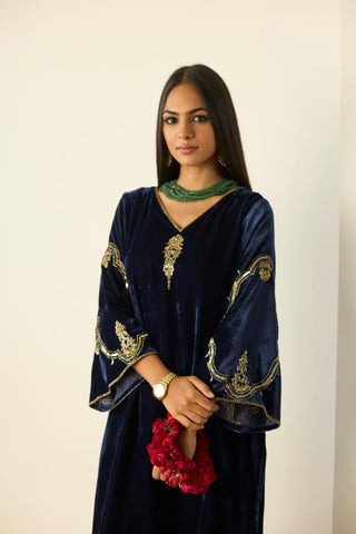 Embroidered Suit for Indian Wedding – Blue Tarunima by Sarang Kaur