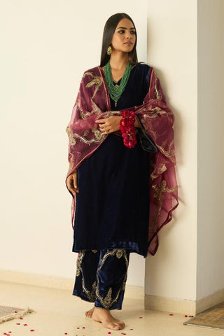 Embroidered Suit for Indian Wedding – Blue Tarunima by Sarang Kaur