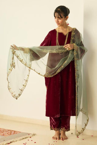 Embroidered Suit for Festive Occasions – Pink Muraad by Sarang Kaur