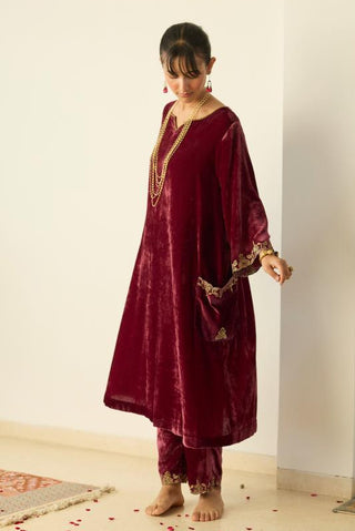 Embroidered Suit for Festive Occasions – Pink Muraad by Sarang Kaur