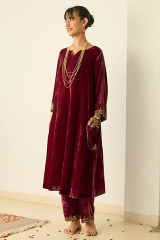 Embroidered Suit for Festive Occasions – Pink Muraad by Sarang Kaur