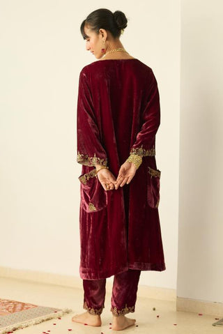 Embroidered Suit for Festive Occasions – Pink Muraad by Sarang Kaur