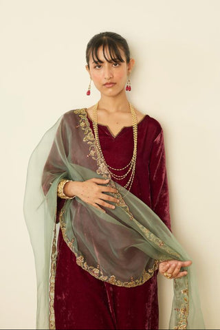 Embroidered Suit for Festive Occasions – Pink Muraad by Sarang Kaur