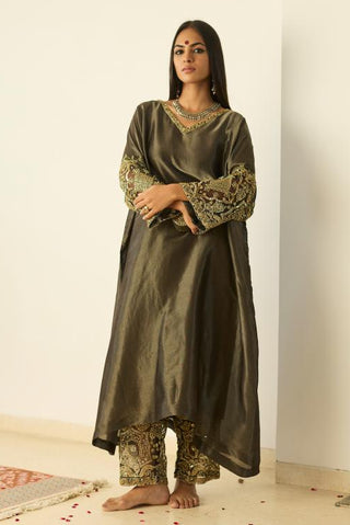 Kaftan Set for Indian Wear – Gray Rubaab by Sarang Kaur