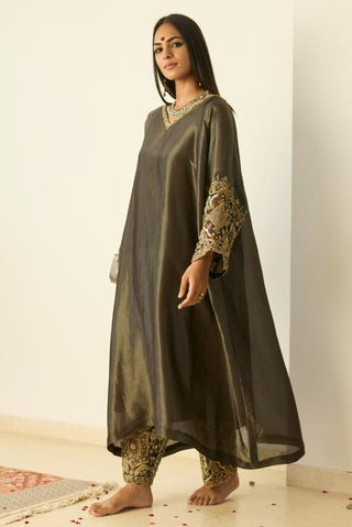 Kaftan Set for Indian Wear – Gray Rubaab by Sarang Kaur