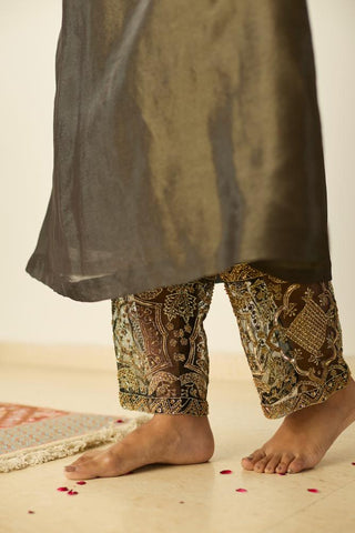 Kaftan Set for Indian Wear – Gray Rubaab by Sarang Kaur