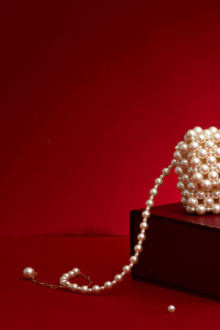 White alba pearl belt bag