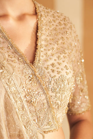 Gold zarina hunar lehenga set