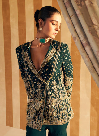 Green zeeb hunar pant suit set