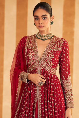 Red pareesa hunar anarkali set