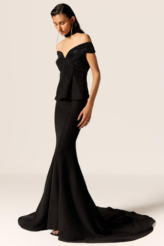 Black nova eminence gown