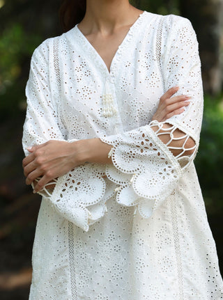 White malgudi days aaira kurta set