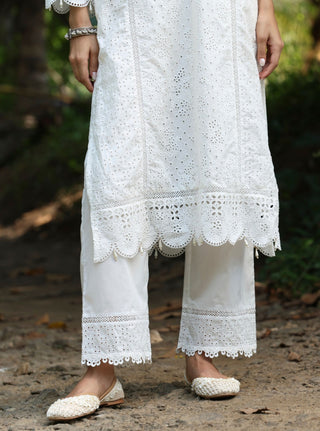 White malgudi days aaira kurta set