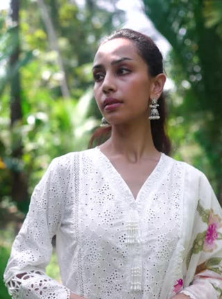 White malgudi days aaira kurta set