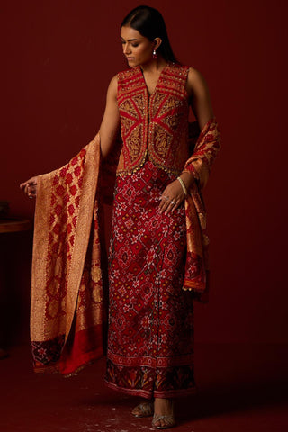 Skirt set for Indian Wedding – Rubi Red by 29india