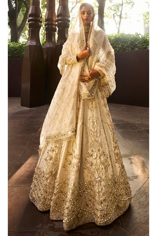 Lehenga Set Indian Wedding Beige Elegant by Tamanna Punjabi Kapoor