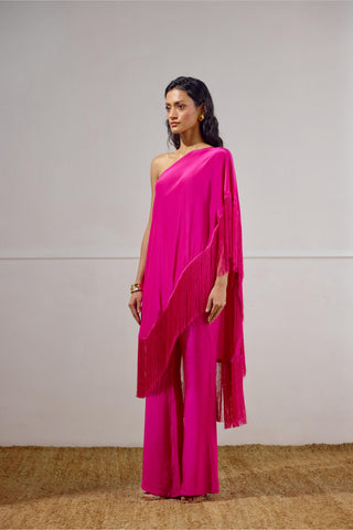 Pink resort-day one-shoulder cape set