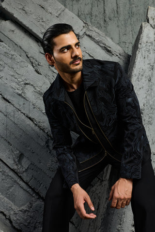 Shacket Set for Contemporary Wear - Abstract Wave by Sarab Khanijou