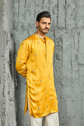 Yellow rangrez sunlit kurta set