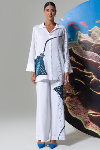 White nauti & nice wow co-ord set