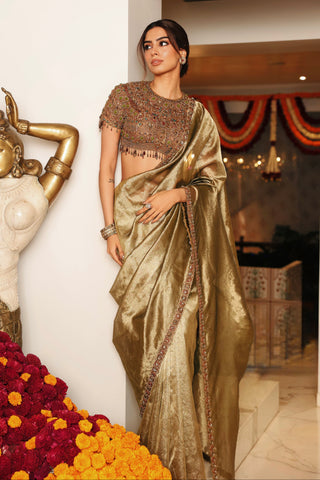 Draped Saree Indian Wedding - Gold svarnalekha jadaau by Itrh