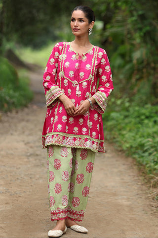 Pink alagi malgudi days kurta set