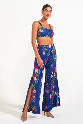 Bustier with Slitted Pants for Contemporary Wear – Blue Kiss My Clams by Nautanky