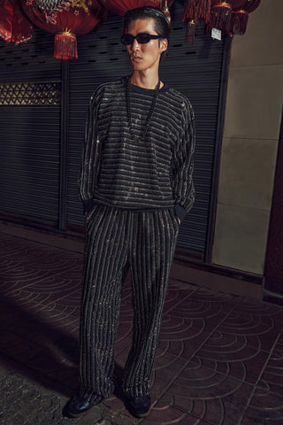 Sweatshirt Set for Contemporary Wear – Black Striped Mono by Itrh