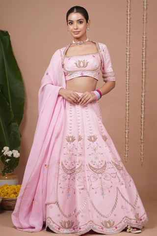 Lehenga set for Indian Wedding – Baby Pink Heavy by AHI Clothing