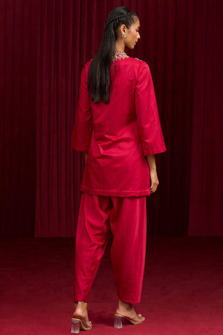 Red aria jazz-e-jashn kurta set