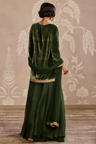 Green placement nooreh ever after sharara set