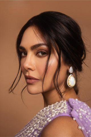 Lehenga for Wedding Ceremony – Purple Jhoomra Pearl Embellished by Vvani By Vani Vats