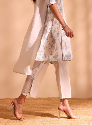 White niva malgudi day kurta set