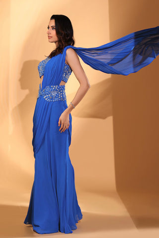 Pre-draped saree Indian Wedding – Blue Saree Set with Corset Belt by Kiyohra