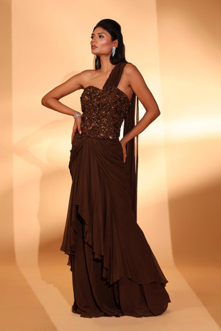 Pre-draped saree Indian Wedding – Brown Saree Set by Kiyohra