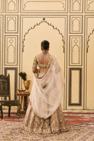 Lehenga Set for Indian Wedding - Gold Polki Maang Tika Tissue Lehenga Set by Itrh at Mrs. G