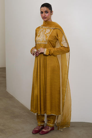 Kurta Set for Indian Wedding – Mustard Pashmina by Sheela Suthar