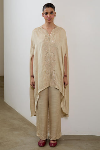 Cape and Pant Set for Contemporary Wear – Ivory Pashmina by Sheela Suthar