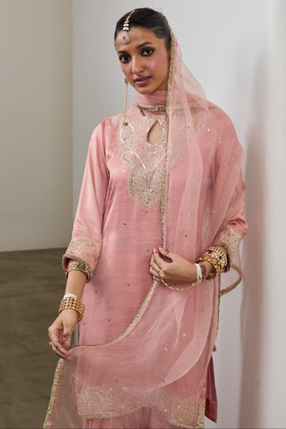 Kurta Set for Indian Wedding – Peach Pashmina by Sheela Suthar