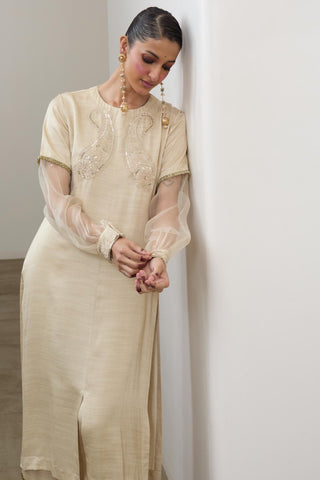 Kurta Set for Indian Wedding – Ivory Pashmina by Sheela Suthar