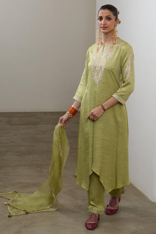 Asymmetric Kurta Set for Contemporary Wear – Pista Pashmina by Sheela Suthar