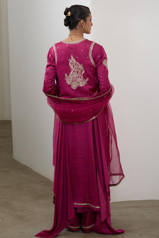 Kurta Set for Indian Wedding – Magenta Pashmina by Sheela Suthar