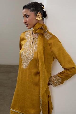 Sharara Set for Indian Wedding – Mustard Pashmina by Sheela Suthar